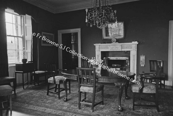 HERBERTSTOWN HOUSE DINING ROOM